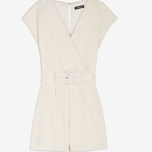 Express, Belted Wrap Front Romper, XXS, white, NWT